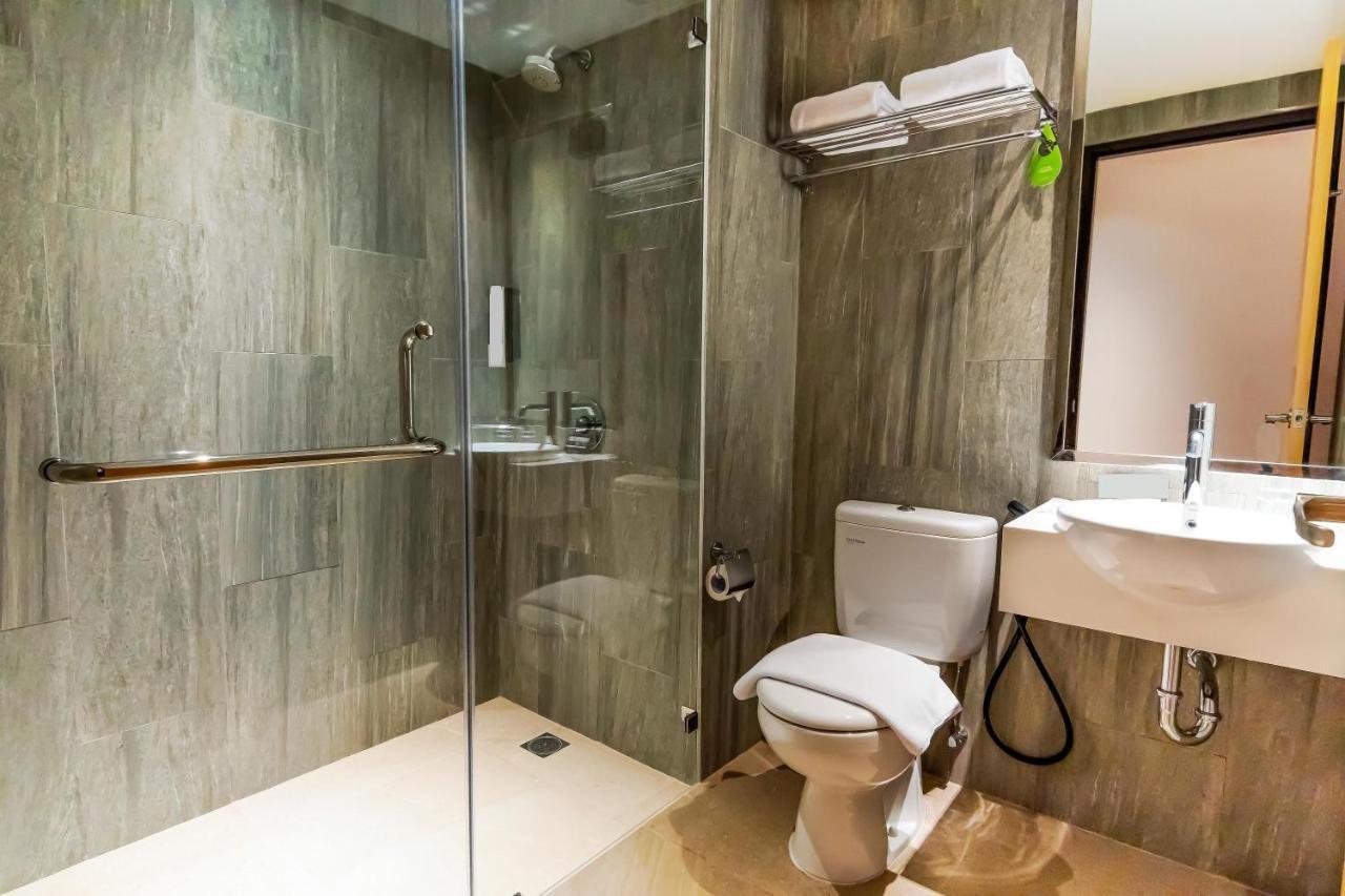 Fox Hotel ג'איפורה מראה חיצוני תמונה