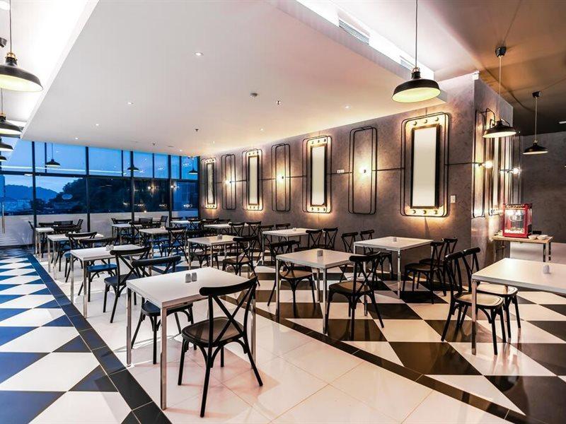 Fox Hotel ג'איפורה מראה חיצוני תמונה